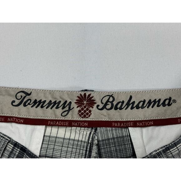 Tommy Bahama Men's Paradise Nation Blue White Plaid Shorts - Size 38x10 - Picture 3 of 4